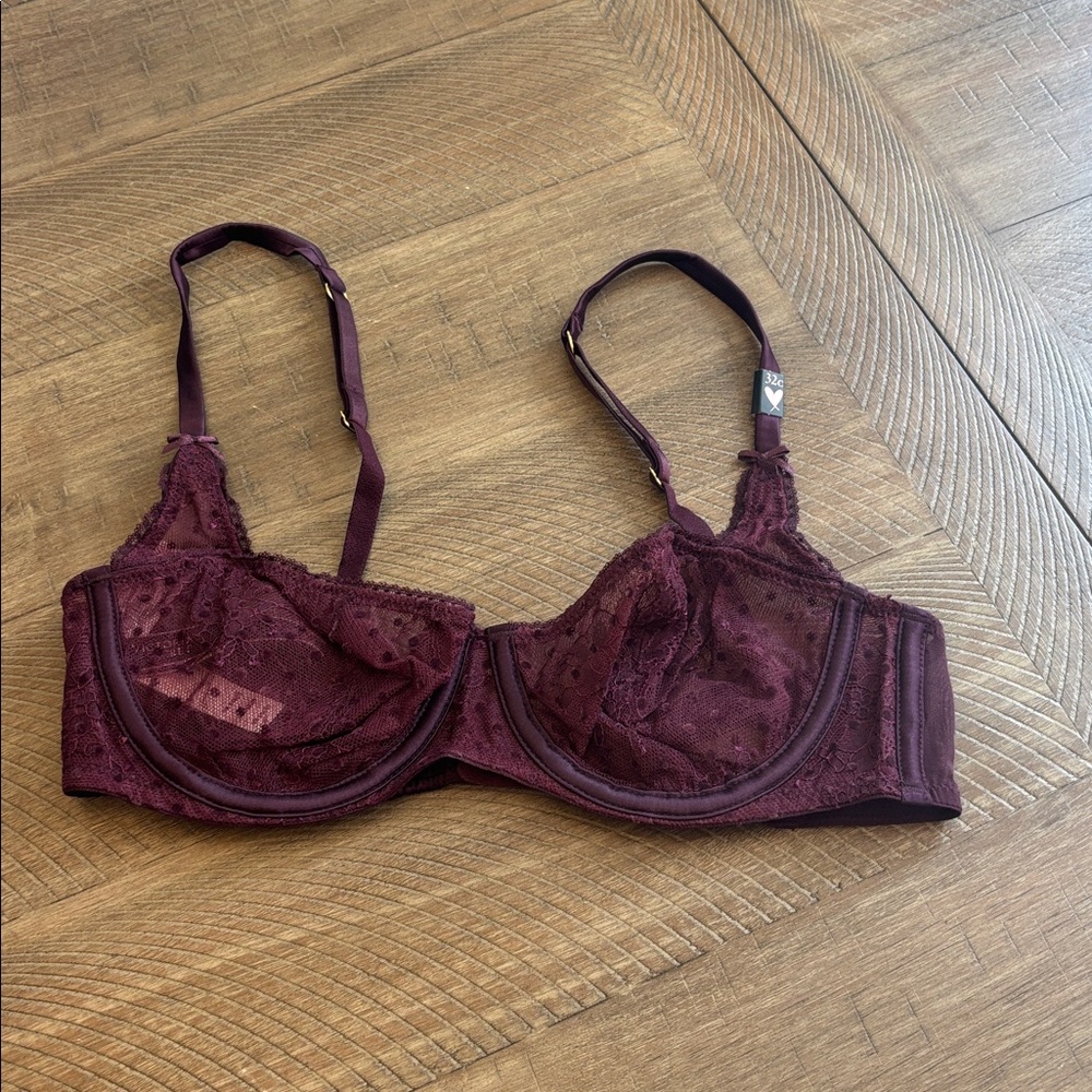 NWT Victoria’s Secret Dream Angels Unlined Balconet Bra